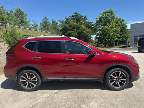 Used 2020 Nissan Rogue SL w/ Premium Package AWD/4WD image 4