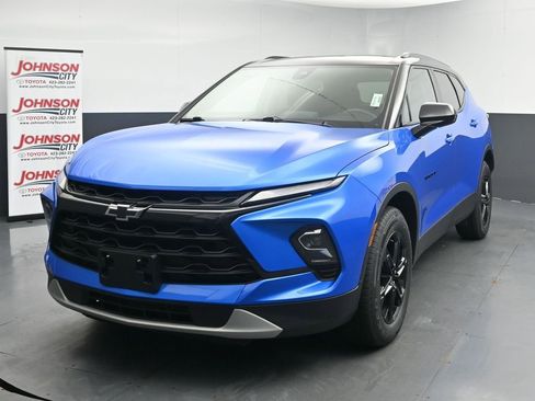 Used 2024 Chevrolet Blazer LT w/ Midnight/Sport Edition AWD/4WD image 4
