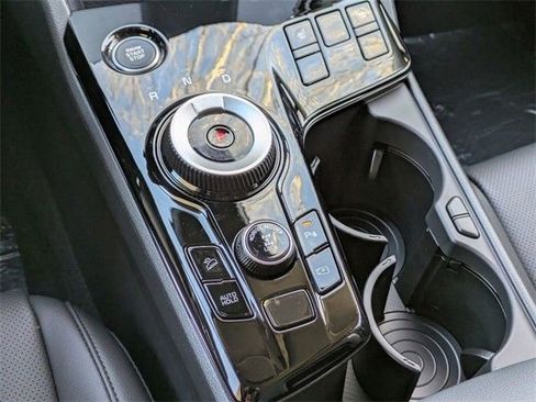 Used 2025 Kia Sportage EX w/ EX Premium Package image 24