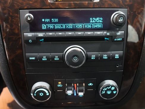 Used 2012 Chevrolet Impala LT image 24