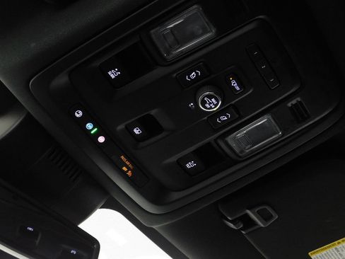 Used 2023 Chevrolet Tahoe LT w/ Luxury Package AWD/4WD image 66
