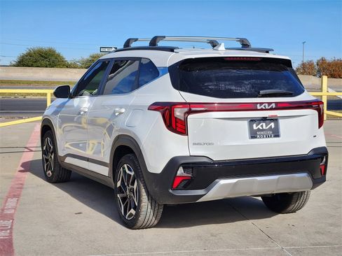 New 2026 Kia Seltos SX image 3