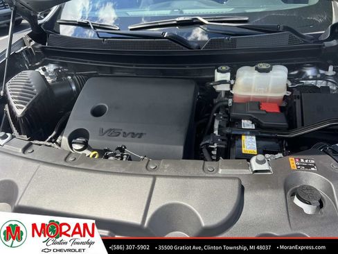 Certified 2023 Chevrolet Traverse LT FWD image 11