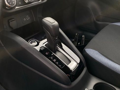 New 2025 Nissan Versa SV w/ Trunk Package image 31