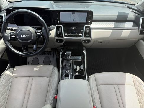 Used 2022 Kia Sorento SX FWD image 17