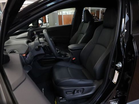 New 2026 Subaru Uncharted AWD image 8
