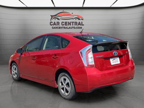 Used 2013 Toyota Prius Two FWD image 3