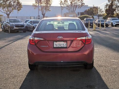 Used 2015 Toyota Corolla LE image 3