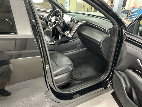 Certified 2022 Hyundai Santa Cruz Limited AWD/4WD image 15