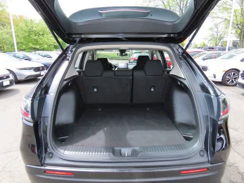 Used 2023 Honda HR-V LX image 11