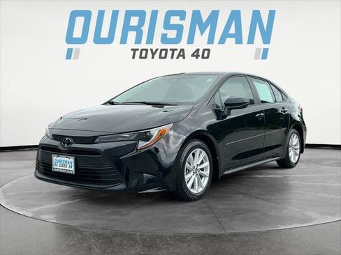 Certified 2026 Toyota Corolla LE w/ LE Premium Package FWD image 3