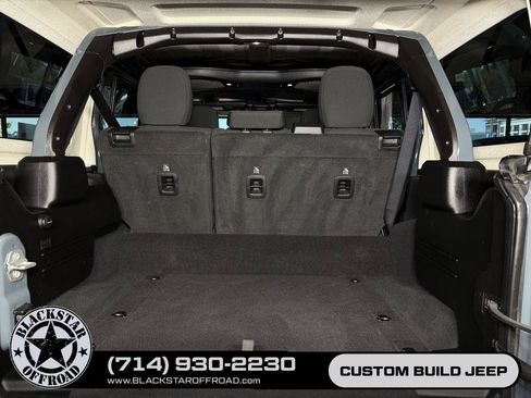 Used 2025 Jeep Wrangler Unlimited Rubicon 4xe w/ Convenience Group AWD/4WD image 24