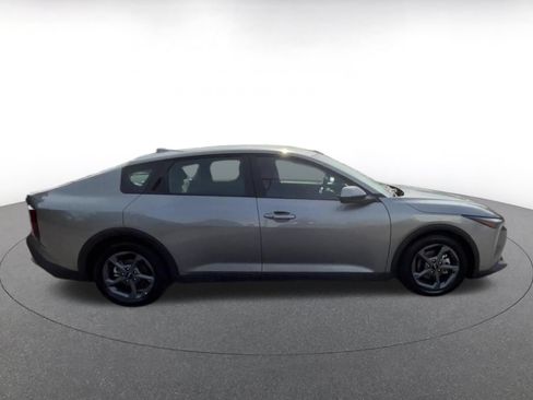 Used 2025 Kia K4 FWD image 14