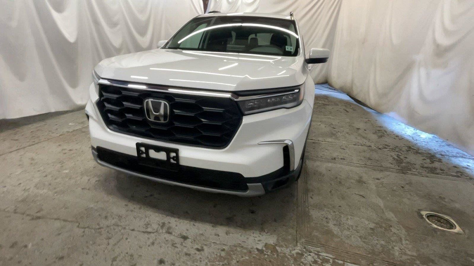 Certified 2025 Honda Pilot EX-L image 14