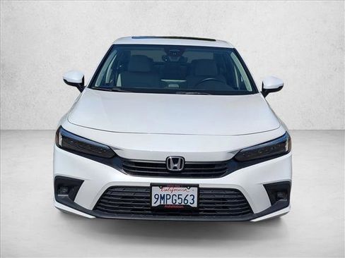Used 2024 Honda Civic Touring image 2