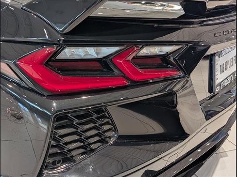 Used 2023 Chevrolet Corvette Stingray Premium Conv w/ Z51 Performance Package image 21