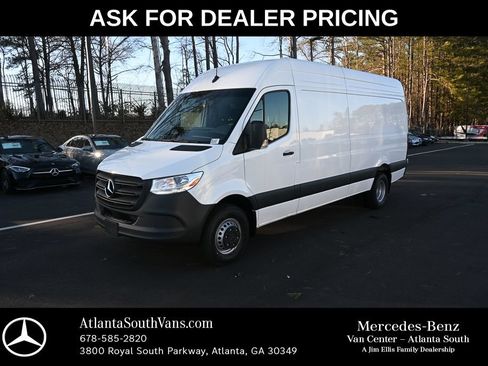 Used 2026 Mercedes-Benz Sprinter 3500 image 1