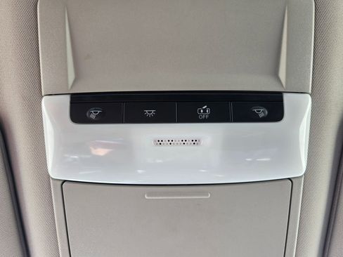 Used 2024 Nissan Altima 2.5 SV FWD image 21