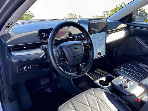 Used 2021 Ford Mustang Mach-E Select image 14