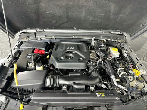 Used 2019 Jeep Wrangler Unlimited Sport S AWD/4WD image 31