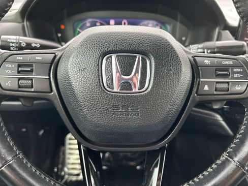 Used 2023 Honda Accord Sport image 9