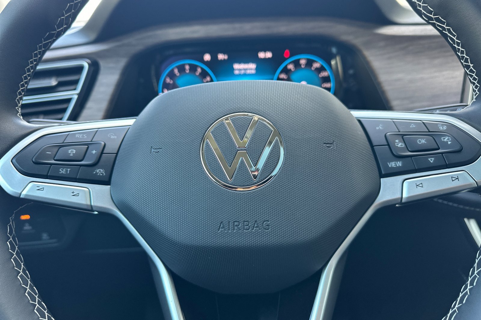 New 2026 Volkswagen Atlas SEL AWD/4WD image 22