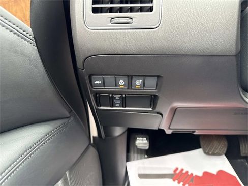 Used 2024 Nissan Armada SL w/ Cargo Package image 32