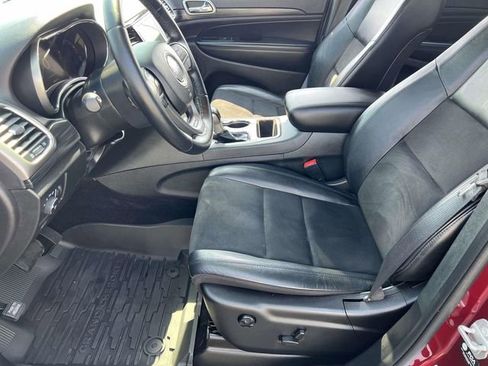 Used 2021 Jeep Grand Cherokee Laredo X image 23