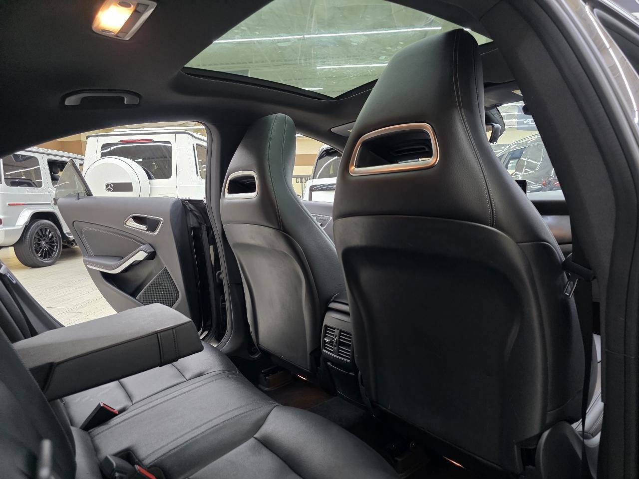 Used 2018 Mercedes-Benz CLA 250 4MATIC image 22