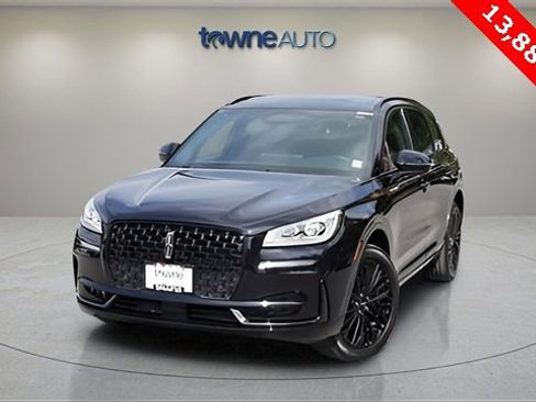 Used 2024 Lincoln Corsair Reserve w/ Equipment Group 201A image 9