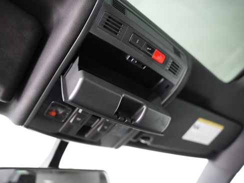 Used 2015 Volkswagen GTI SE FWD image 49