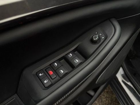 Used 2022 Jeep Grand Cherokee Altitude image 14