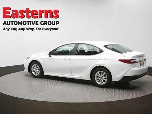 Used 2025 Toyota Camry LE FWD image 63
