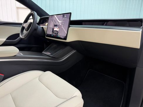 Used 2024 Tesla Model X Plaid AWD/4WD image 14