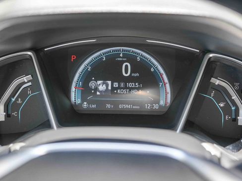 Used 2018 Honda Civic EX-L image 22