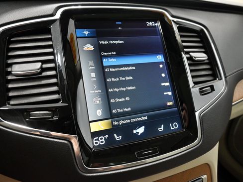 Used 2019 Volvo XC90 T6 Inscription w/ Protection Package Premier AWD/4WD image 11