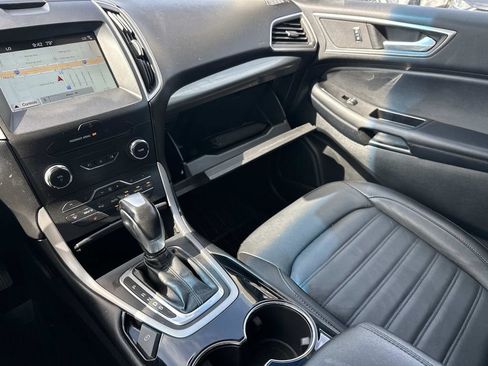 Used 2018 Ford Edge SEL w/ Equipment Group 201A AWD/4WD image 35