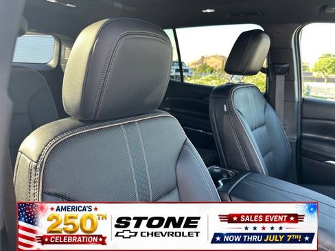 Certified 2026 Chevrolet Traverse High Country FWD image 31