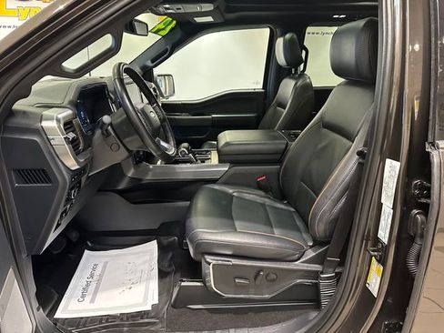 Used 2024 Ford F150 Lariat w/ FX4 Off-Road Package image 7