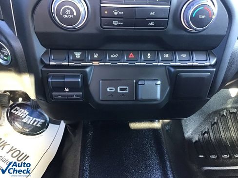 Used 2024 Chevrolet Silverado 2500 W/T w/ WT Convenience Package image 32