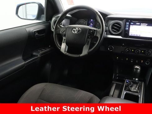 Used 2018 Toyota Tacoma TRD Sport w/ Technology Package image 29