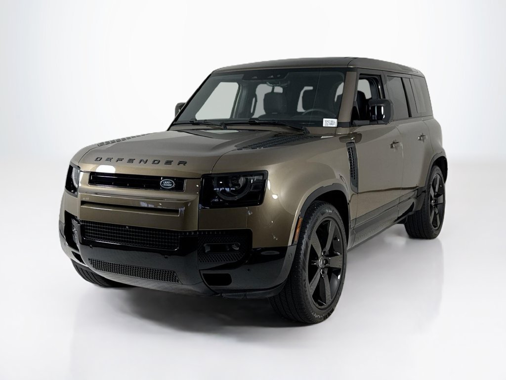 Used 2025 Land Rover Defender 110 X-Dynamic SE AWD/4WD image 1
