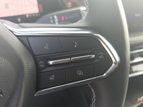 New 2026 Chevrolet Traverse LT w/ LPO, Floor Liner Package image 17