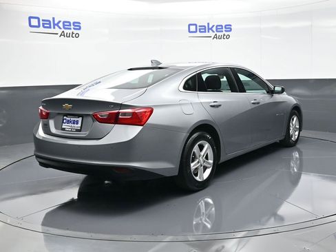 Used 2024 Chevrolet Malibu LT image 8