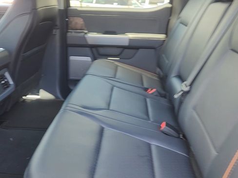 New 2025 Ford F250 Lariat w/ Lariat Ultimate Package image 23