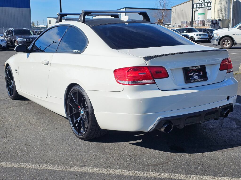 Used 2009 BMW 335i xDrive Coupe AWD/4WD image 3