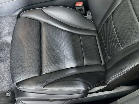 Used 2022 Mercedes-Benz GLC 300 image 24