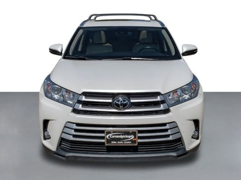 Used 2018 Toyota Highlander XLE image 48