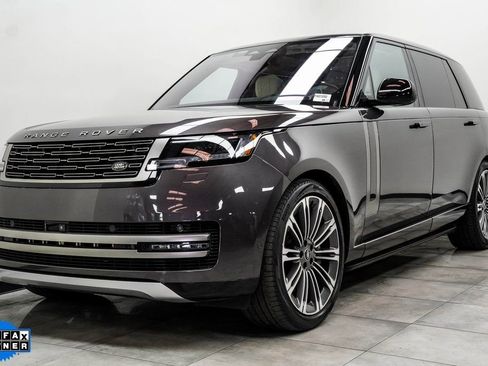 Used 2023 Land Rover Range Rover Long Wheelbase SE AWD/4WD image 8