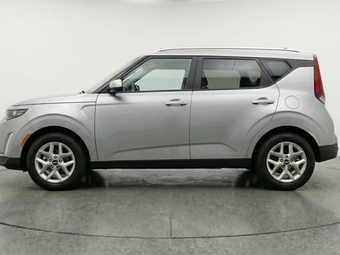 Used 2025 Kia Soul LX w/ LX Technology Package FWD image 5